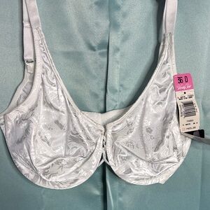 Vanity Fair Full Figure Stretch Underwire Bra White